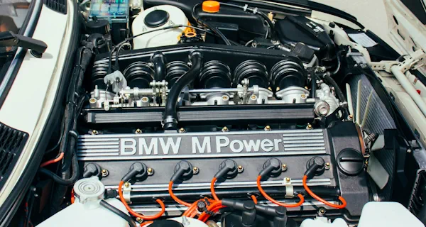 Miért nem csak egy rutinmunka az olajcsere? A motor élettartamának titka